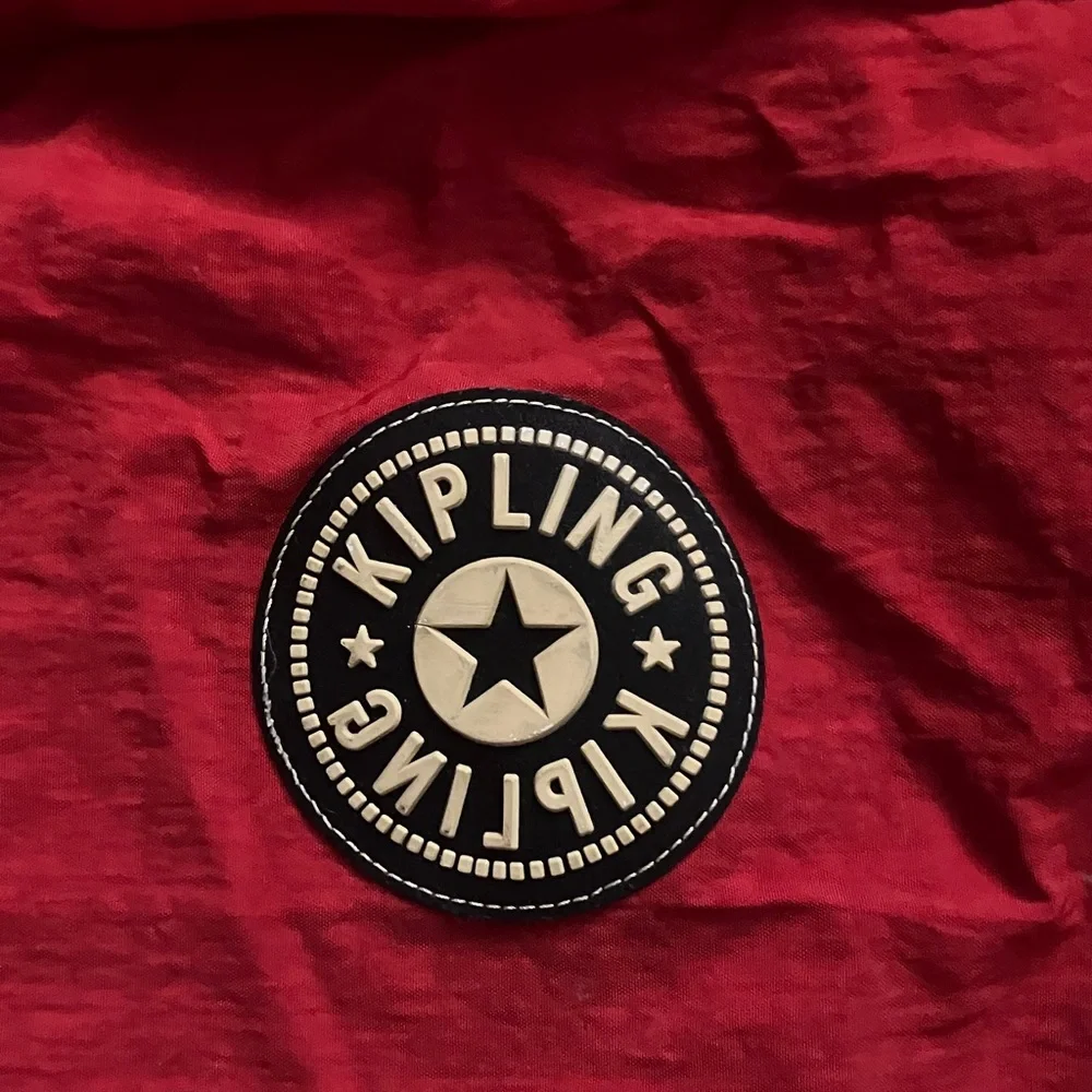 Kipling Vintage Red Travel Bag - Picture 2 of 10